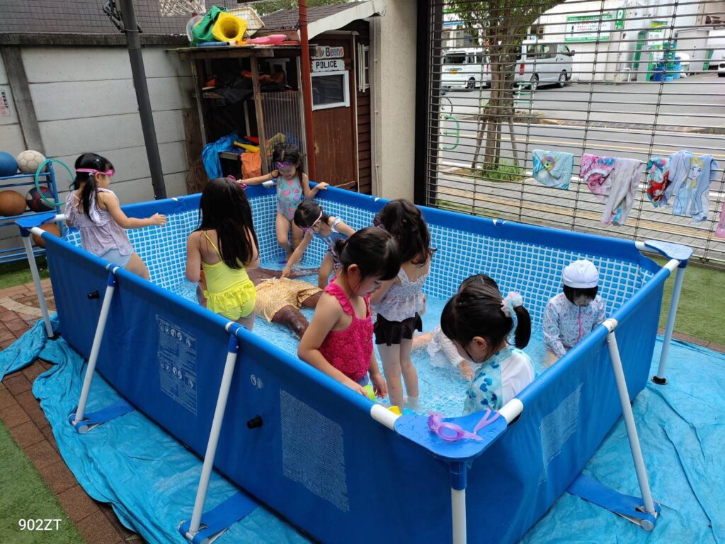 Fuchu International Kindergarten 2021 August Pool Last day